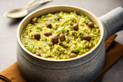 Shobji brown rice khichuri