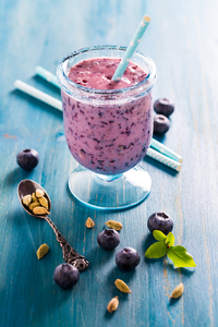 Pineapple blueberry smoothie
