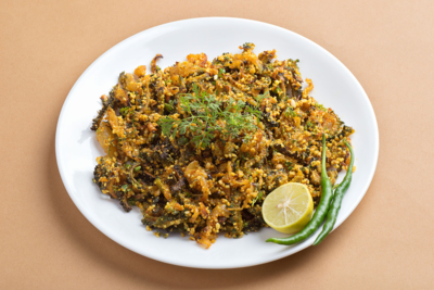 Karela Moongfali Taliya