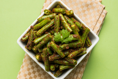 Aavaaram Beans Thakkali Kari