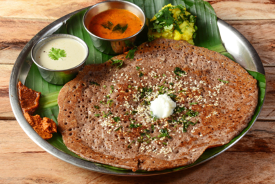 Ragi oats uttapam
